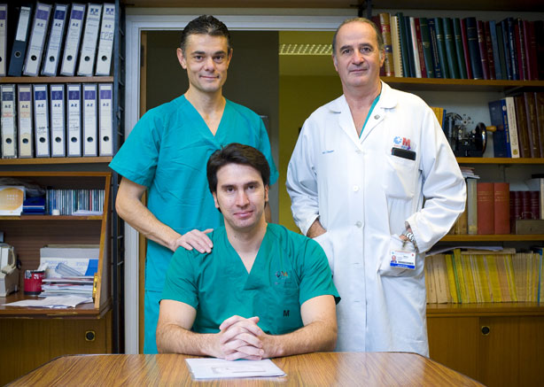 Manuel Villanueva, Francisco Chana y Javier Vaquero, del Hospital Gregorio Marañón, de Madrid. 