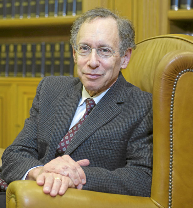 Robert Langer, profesor del Instituto Koch, en Massachusetts. 