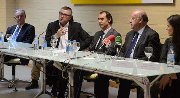 Juan Mari Zorriqueta, Michael Robinson, César Antón y Vicente del Bosque 