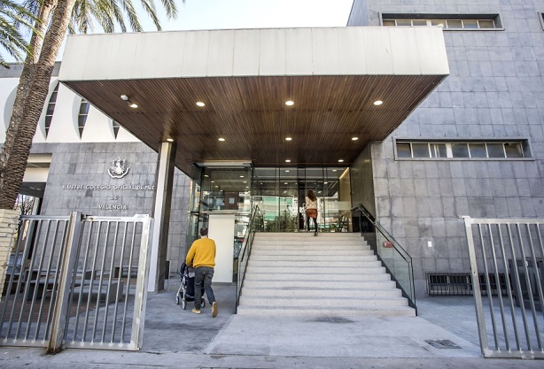 La presidenta del Colegio de Médicos de Valencia deberá testificar como acusada el 25 de enero. Foto: DM 