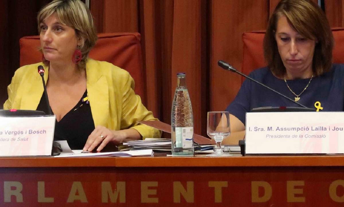 La consejera de Salud de Cataluña, en la Comisión de Salud del Parlamento autonómico 