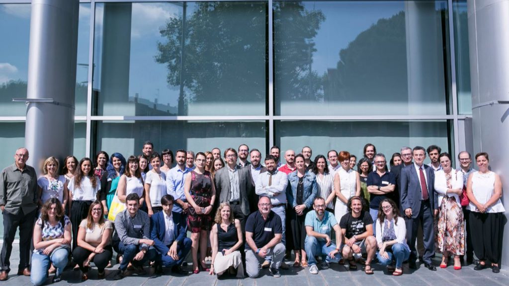 ReuniÃ³n de tÃ©cnicos y representantes de Ciencia en el Parlamento, en unas jornadas de formaciÃ³n