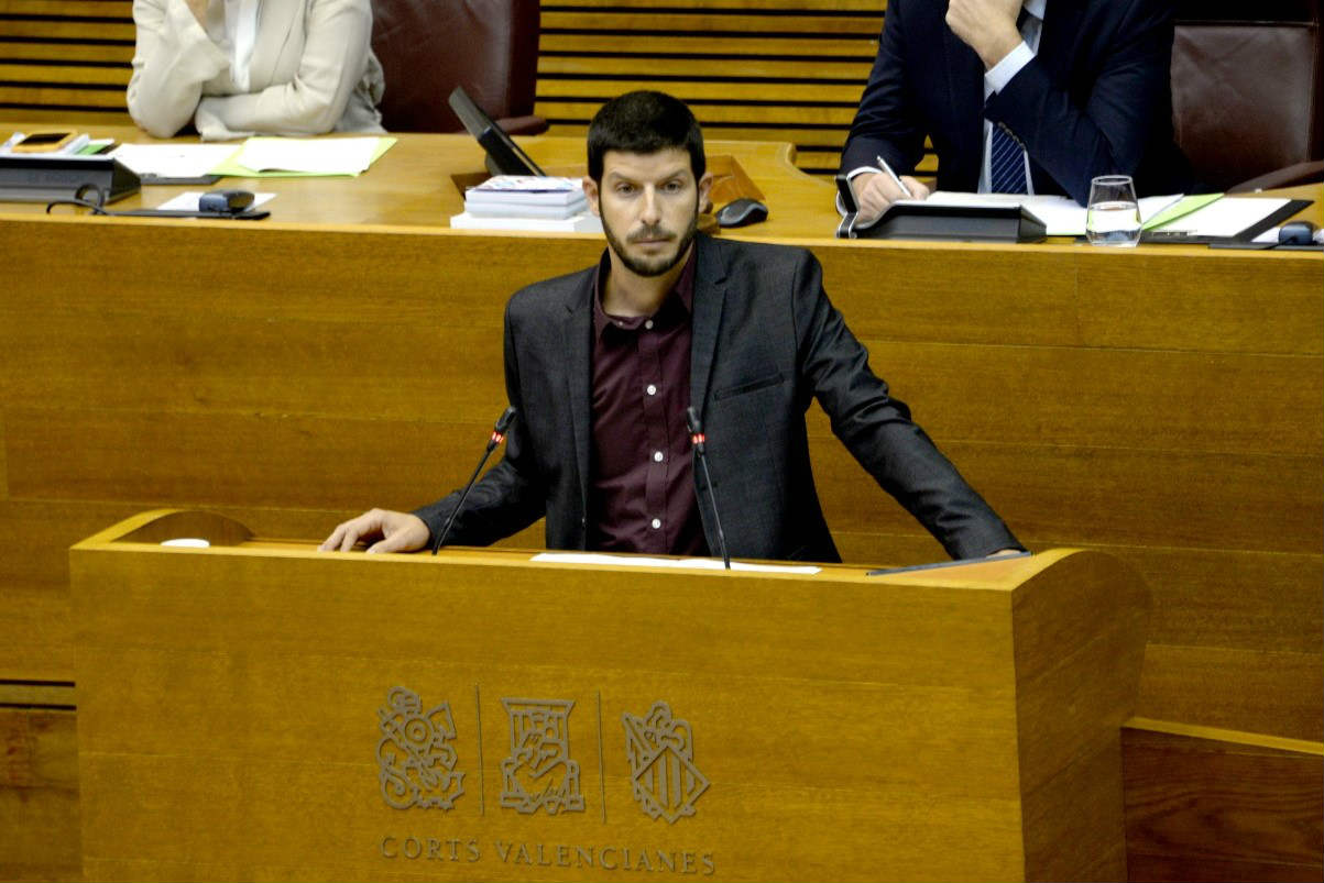 Carlos Esteve, diputado y portavoz de Compromís en la Comisión de Sanidad y Consumo de las Cortes Valencianas. 