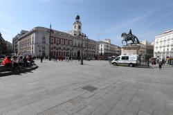 Foto de la Puerta de Sol de Madrid, declarado el estado de alarma.