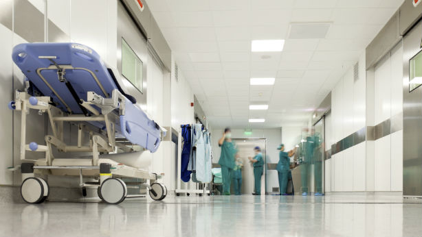 La profesión enfermera propone crear, de forma inmediata, una red de enfermeras centinelas en todo el Estado español para comunicar puntualmente todas las deficiencias e irregularidades que detecten en el sistema sanitario. 
