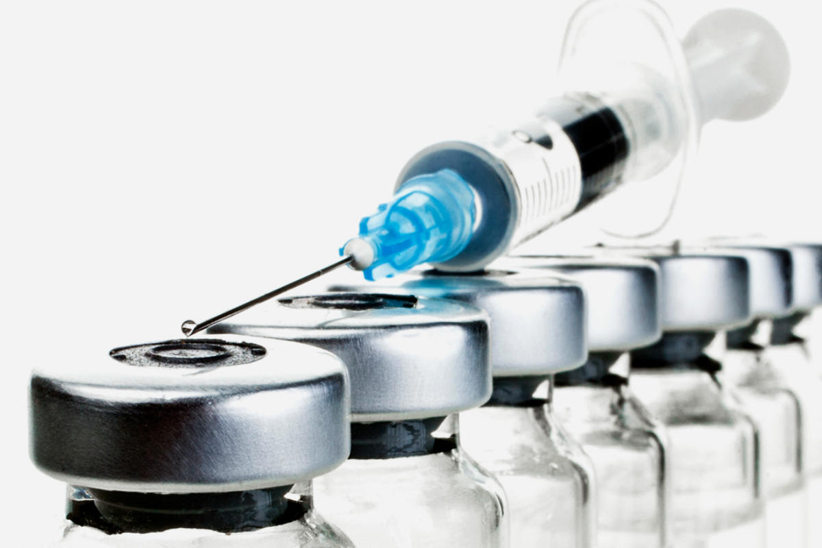 Moderna fabricó en febrero la primera vacuna experimental contra el coronavirus. 