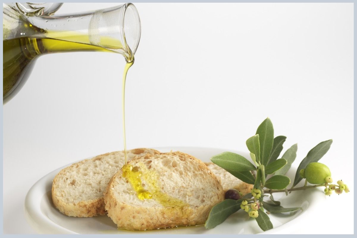 El consumo de aceite de oliva es beneficiosos para la salud 