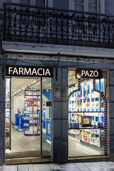 Fachada de Farmacia Pazó, en Monforte de Lemos.