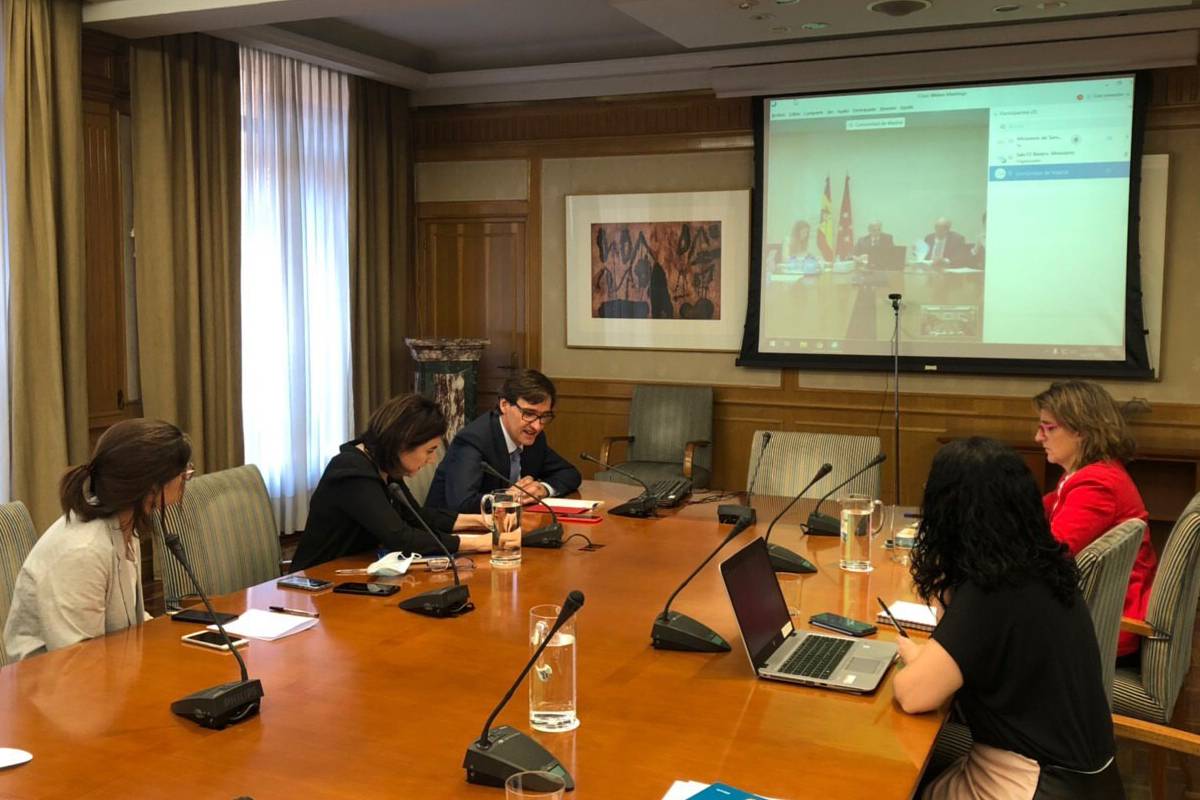 Reunión de Sanidad con los responsables de la Comunidad de Madrid para la desescalada.