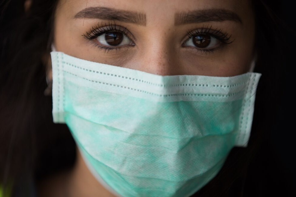En muchos países es obligatorio del uso de nasobucos para evitar la propagación del coronavirus. 