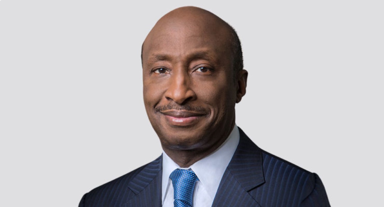 Kenneth Frazier, CEO de Merck, cree que “ensalzar la posibilidad de obtener vacunas a corto plazo hace que el público ignore medidas de sentido común para frenar la dispersión de la Covid-19.