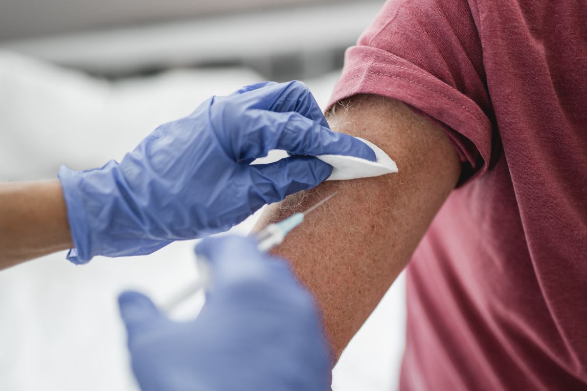 CSIF reclama el establecimiento de protocolos de vacunación claros y homogéneos en las CCAA. 