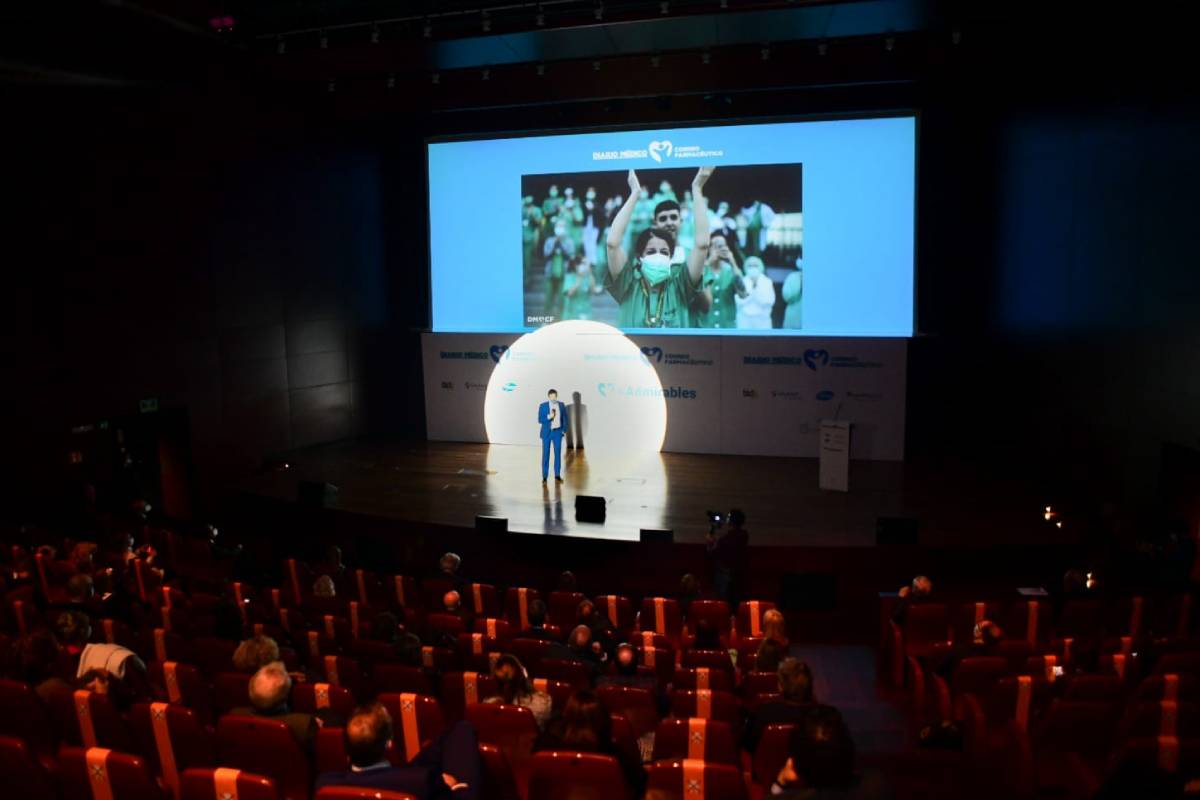 Miguel González Corral, director de Diario Médico y Correo Farmacéutico, durante su intervención en el homenaje al sector sanitario celebrado el pasado 3 de noviembre en el Museo Reina Sofía