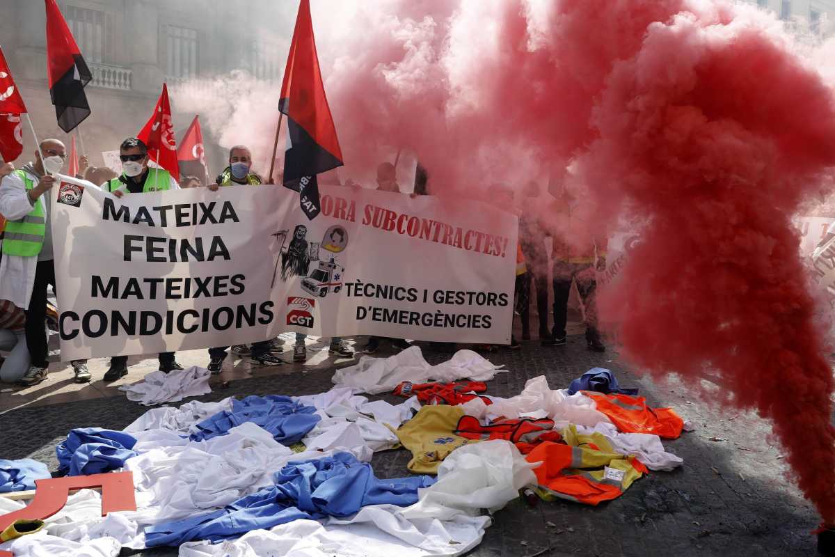 Manifestación del personal del sector salud por la huelga del 10M en Cataluña. 