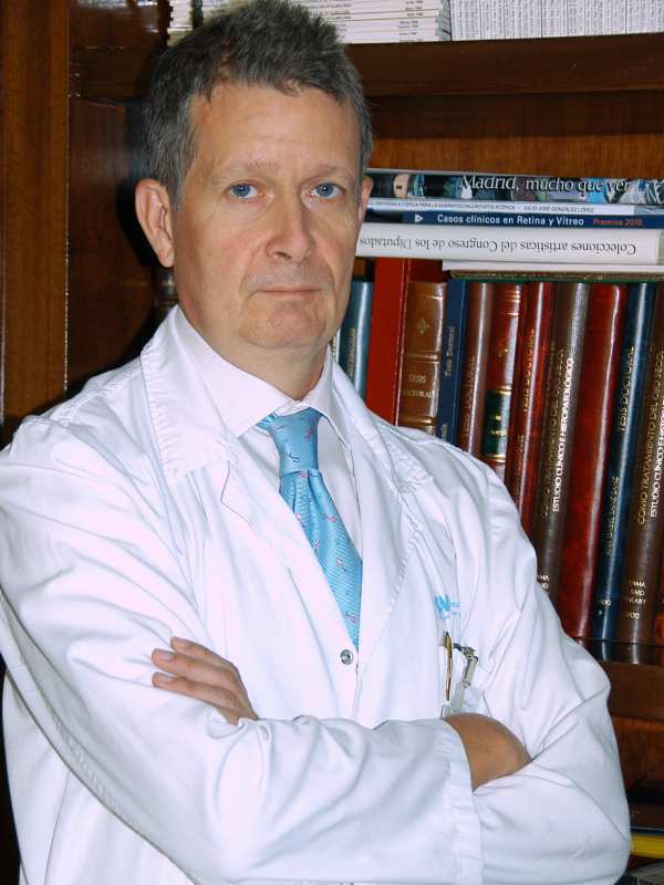 Francisco José Muñoz Negrete, Jefe de Servicio de Oftalmología del Hospital Universitario Ramón y Cajal