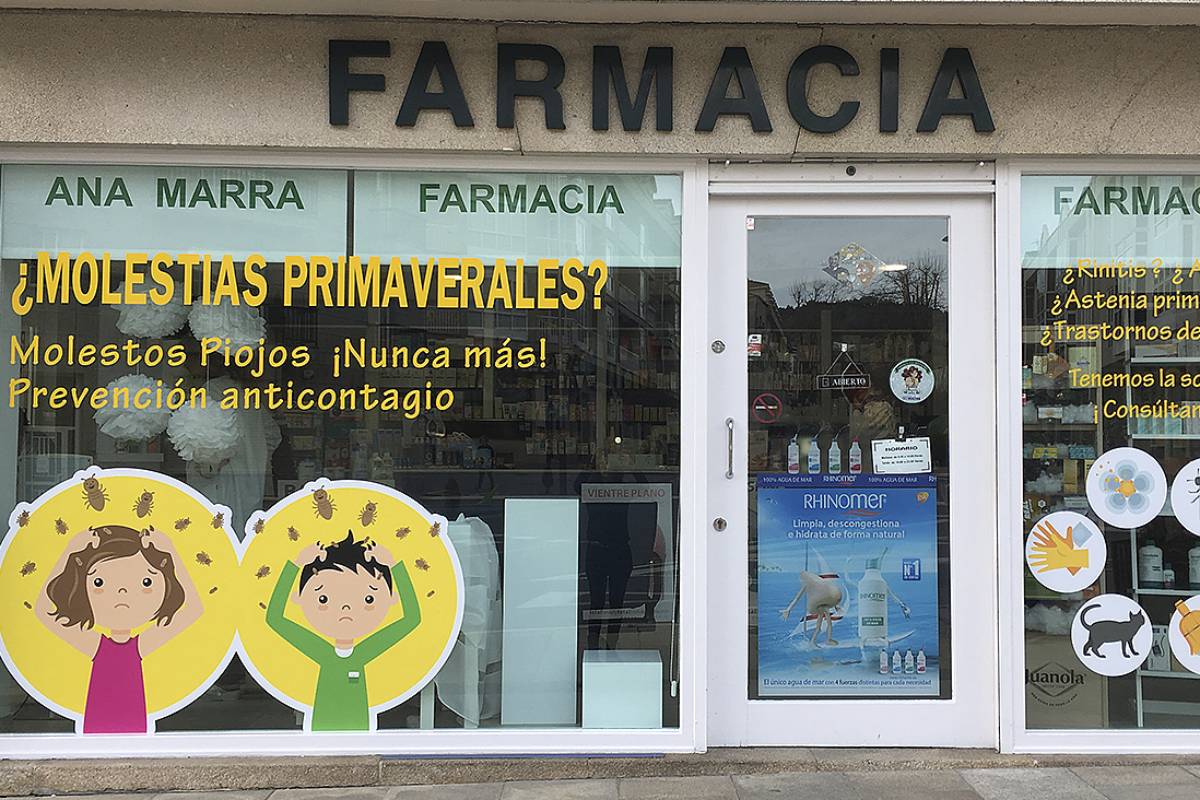 Escaparate de una farmacia.