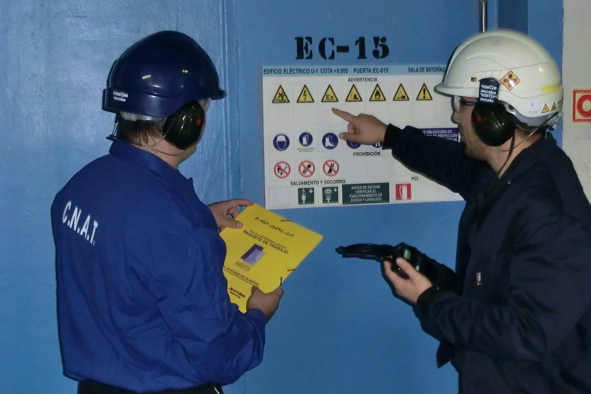 Trabajadores de la central nuclear de Almaraz, en Cáceres./ Foro Nuclear.