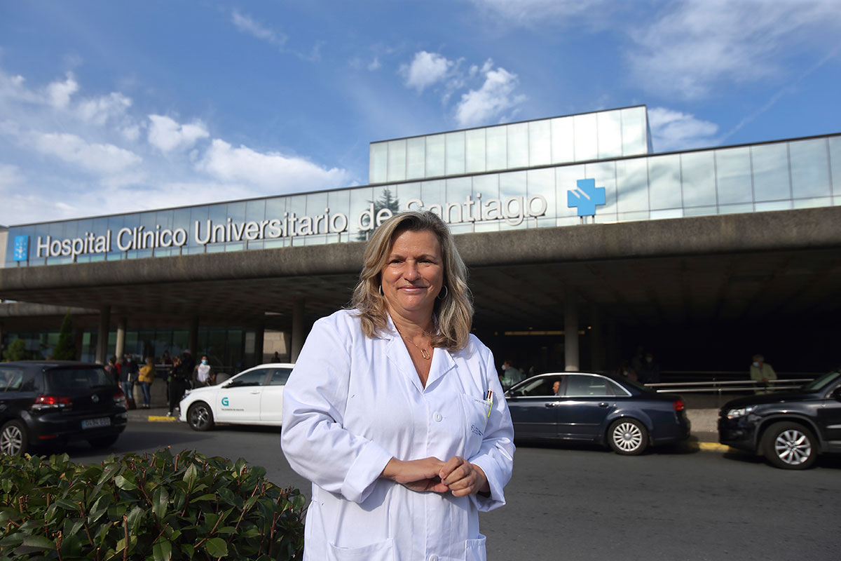 Eloína Núñez, gerente del Área Sanitaria de Santiago de Compostela y Barbanza, que incluye el Hospital Clínico Universitario de Santiago.