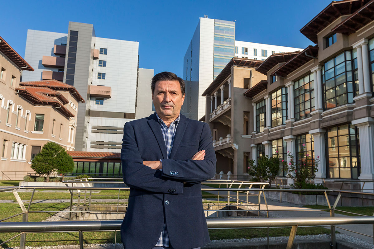 Rafael Tejido, gerente del Hospital Universitario Marqués de Valdecilla