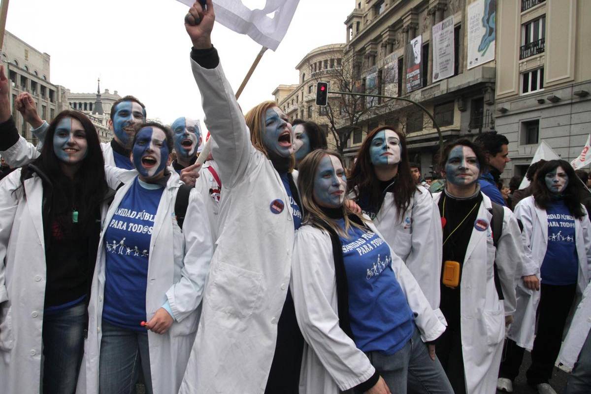 Aspecto de una protesta sanitaria convocada por CCOO la pasada semana por el centro de Madrid (Foto: FSS-CCOO).