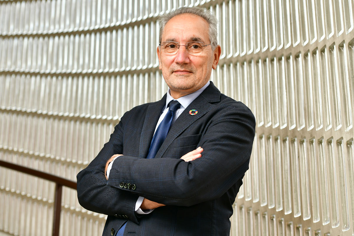 Vicenç Mart�nez, director de Ordenación Profesional del Ministerio de Sanidad (Foto: Mauricio Skrycky)