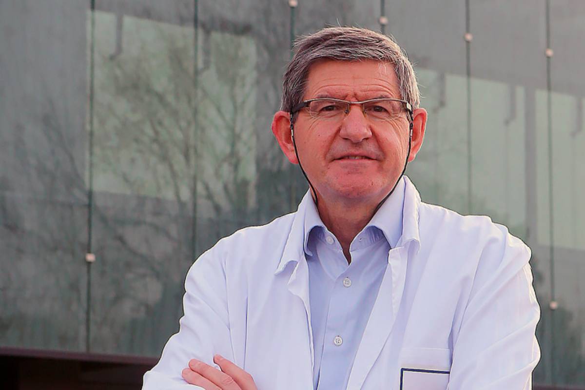 Luis Bujanda, catedrático de Medicina de la UPV/EHU. Fotograf�a: UPV/EHU.