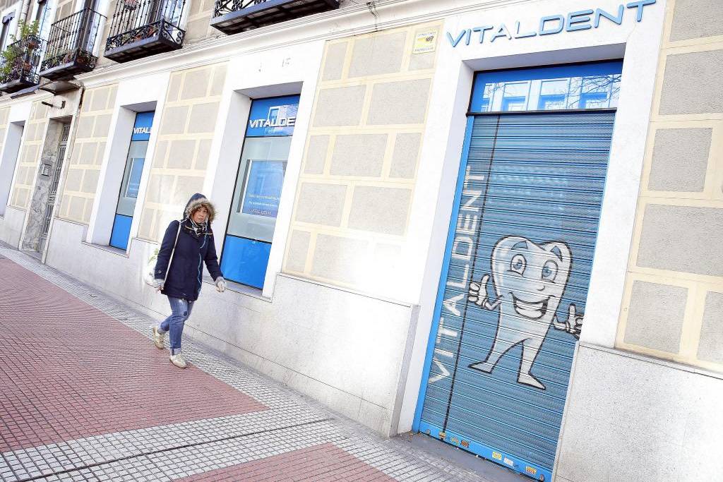 La fachada de un clínica de Vitaldent en la calle Eloy Gonzalo de Madrid. 