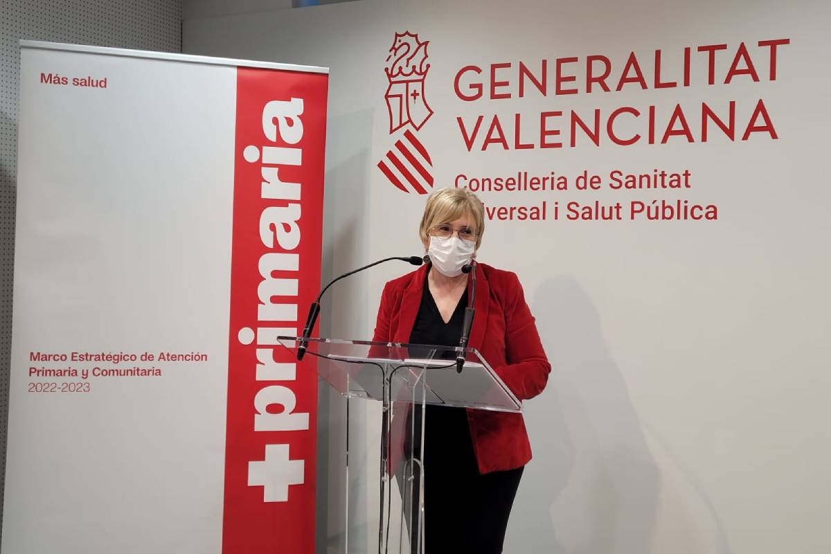 Ana Barceló, consejera de Sanidad de la Comunidad Valenciana, en una rueda de prensa sobre el plan de atención primaria (GVA Sanitat) 