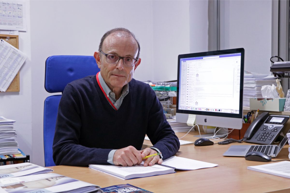 Antonio Ferrer, director del Instituto de Investigación, Desarrollo e Innovación en Biotecnología Sanitaria de Elche (IDiBE). Foto: ENRIQUE MEZQUITA. 