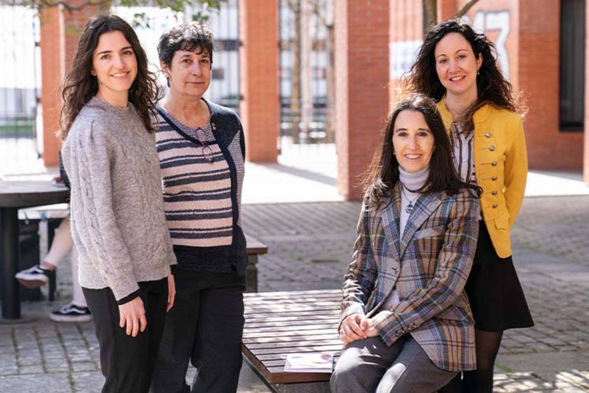 Saioa Gómez-Zorita, María Teresa Macarulla, María Puy Portillo y Jenifer Trepiana. Foto: Nuria González. UPV/EHU.