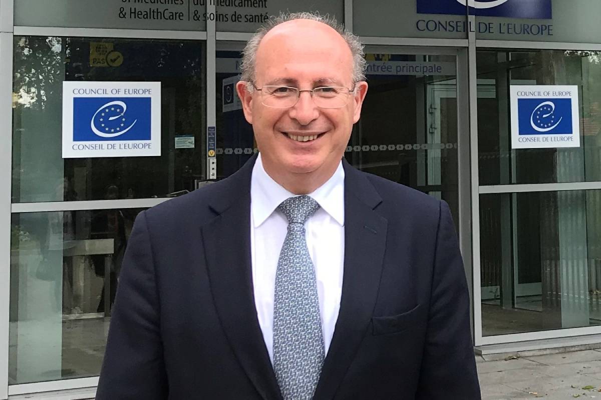 Salvador Cañigueral ha sido elegido nuevo presidente de la Comisión de la Farmacopea Europea para el periodo 2022-2025. Foto: UNIVERSIDAD DE BARCELONA.