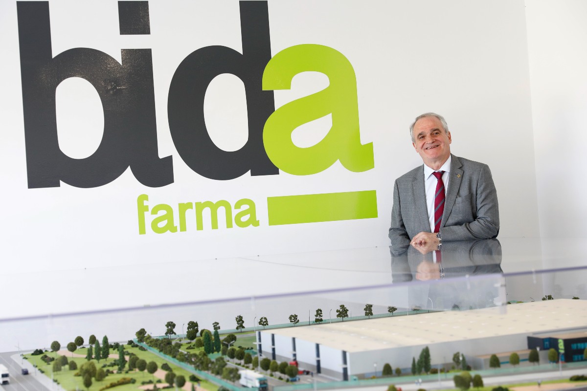 Antonio Mingorance, presidente de Bidafarma, en los almacenes de la compañía en Leganés (Madrid). Foto: SERGIO GONZÁLEZ/SERGIO ENRÍQUEZ. 