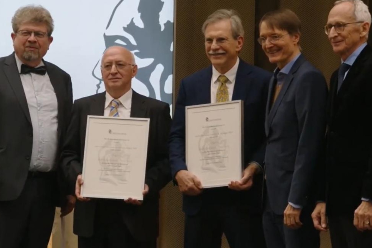 Ceremonia de entrega del premio Robert Koch de investigación al jefe de Inmunología del Hospital Universitario de La Princesa, Francisco Sánchez Madrid. 