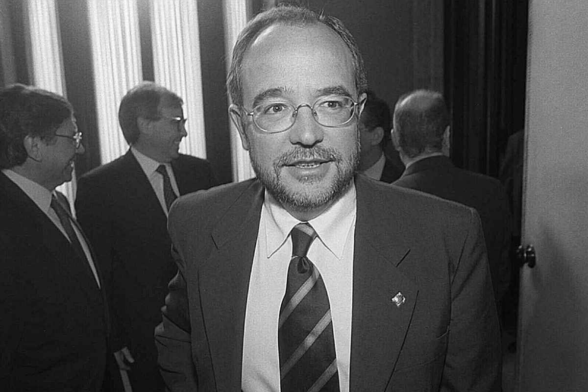 El exconsejero catalán Eduard Rius en 1997, cuando ocupaba el cargo. Foto: DIARIO MÉDICO. 