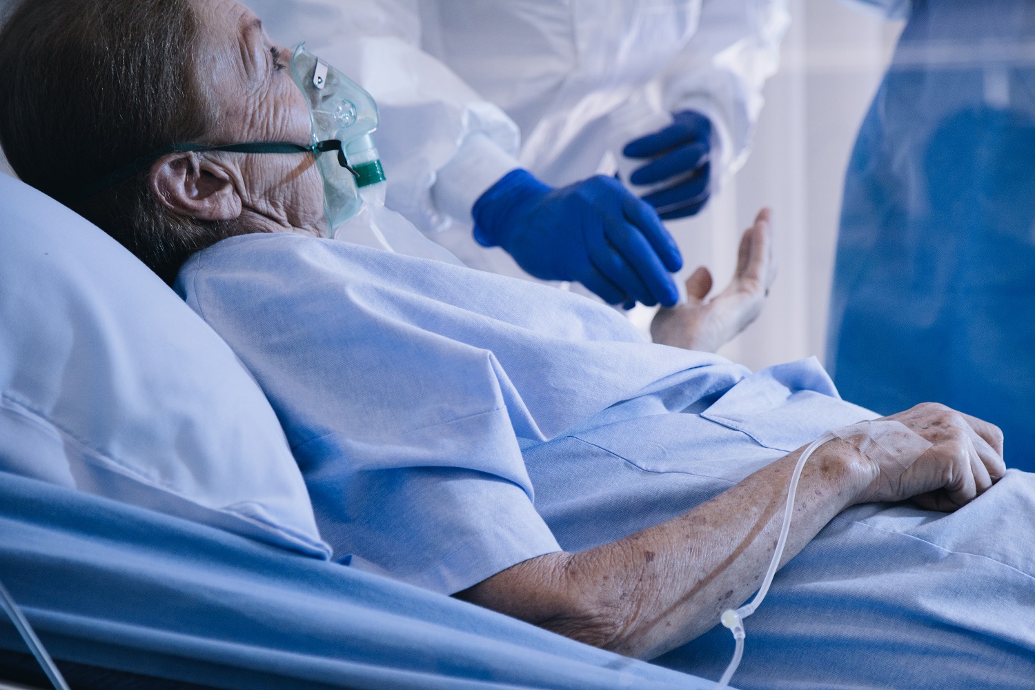 Permanecer en urgencias también aumenta los eventos adversos en pacientes ancianos. Foto: SHUTTERSTOCK 