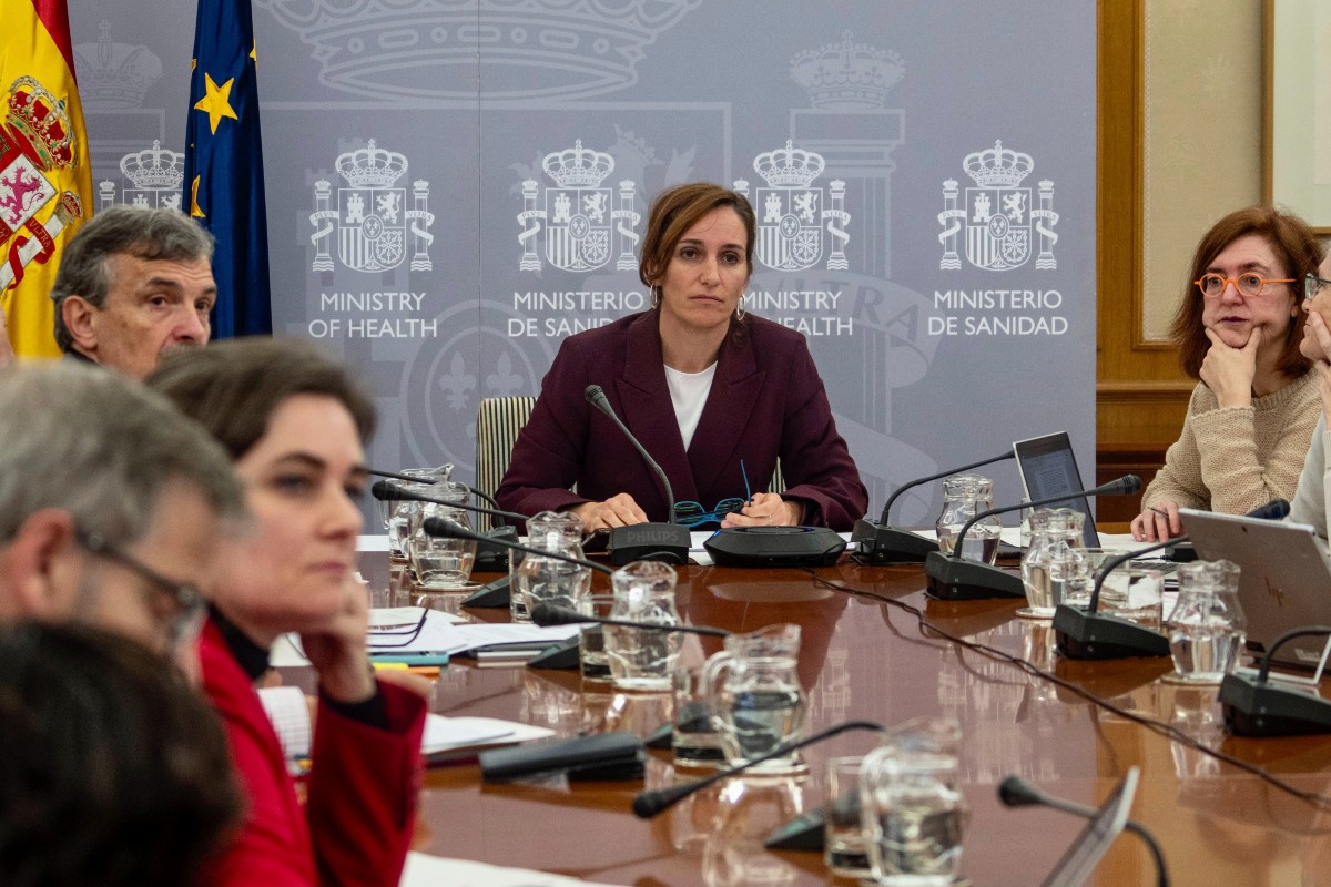 Mónica García, ministra de Sanidad, durante una de las reuniones del Consejo Interterritorial el pasado mes de diciembre.eunión 