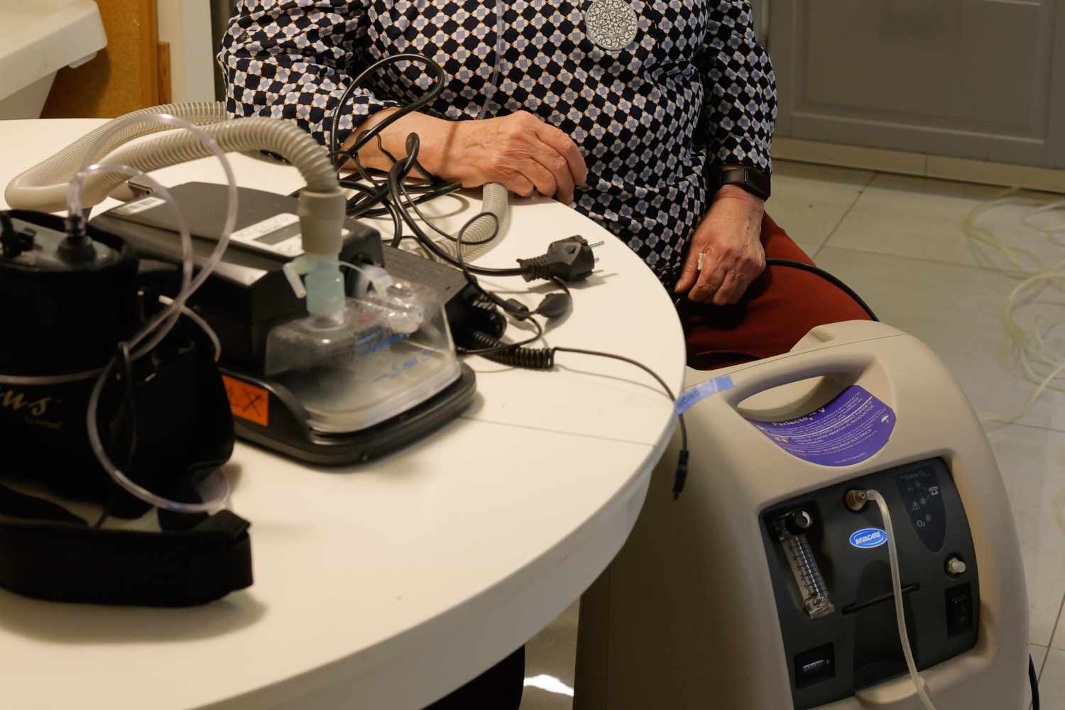 Muchos pacientes sobreviven gracias a aparatos eléctricos. Foto: DIARIO MÉDICO. 