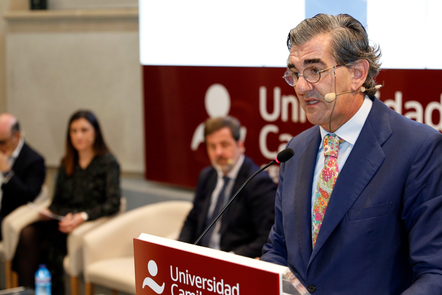 Juan Abarca, presidente del IDIS, durante la presentación del informe 'Monitor de la Actividad Empresarial en el Sector Sanitario Español'. Foto: SERGIO eNRÍQUEZ-nISTAL