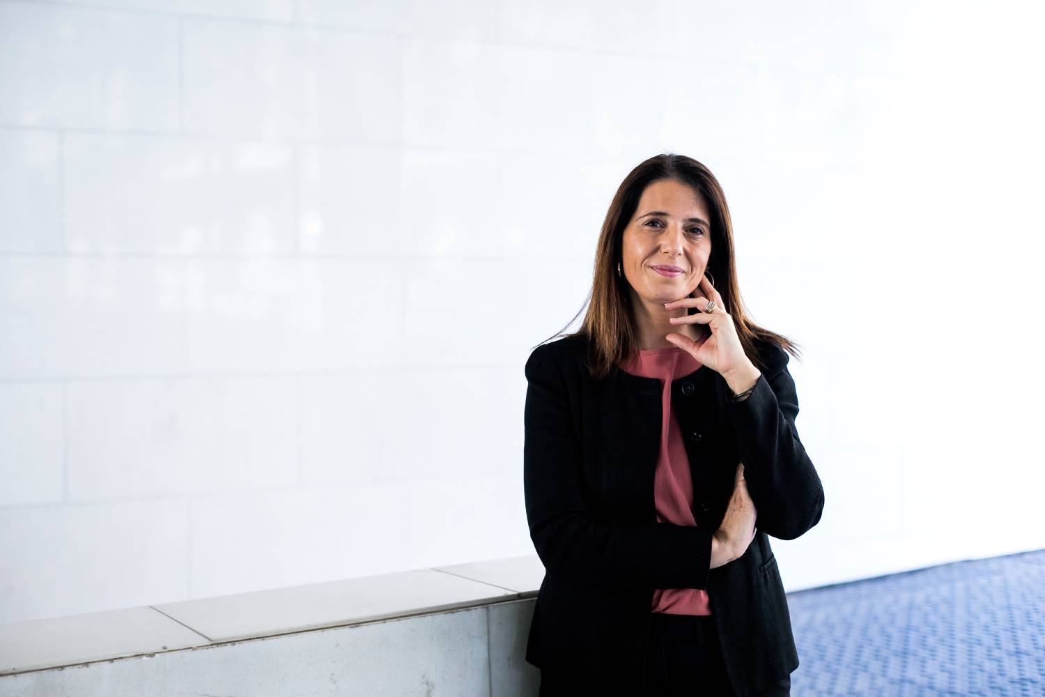 Lidia Martín, directora general de Almirall Iberia, lleva un año como presidenta de la patronal española del Autocuidado, Anefp. Foto: SONIA TRONCOSO. 