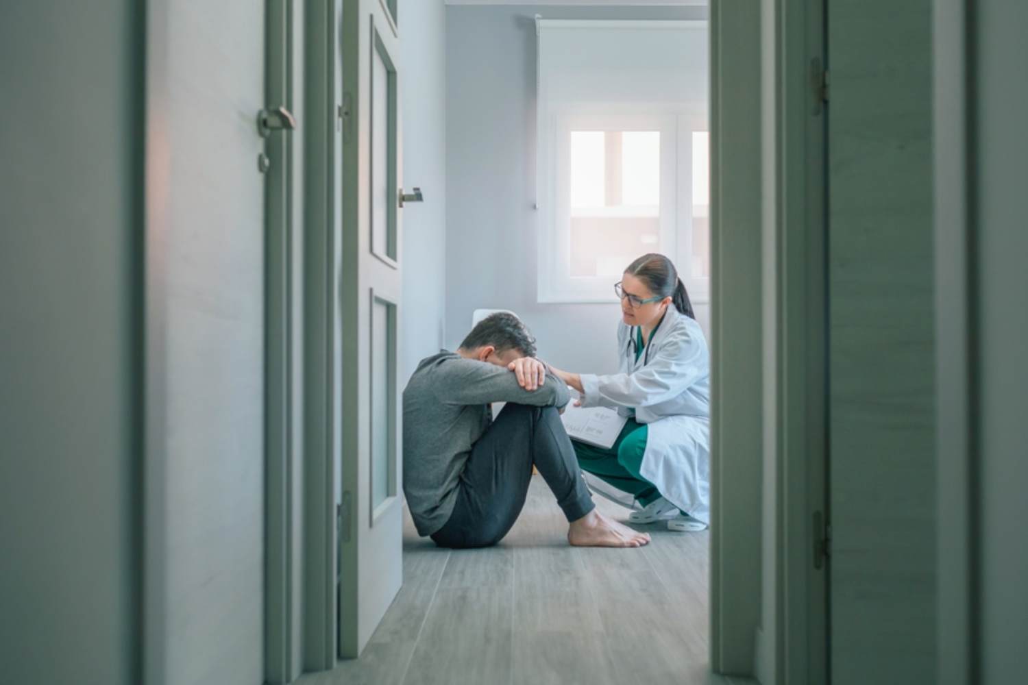 Sanidad trabaja en un "manual breve" que aterrice la (polémica) reforma de los internamientos involuntarios