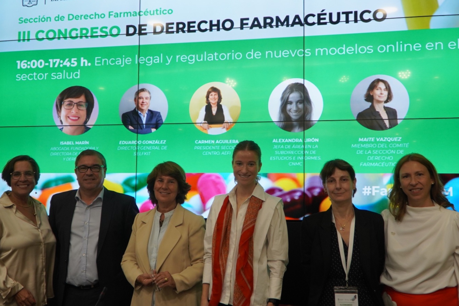 Nuria Amarilla (a la derecha), presidenta de la sección de Derecho Farmacéutico del ICAM, junto a los ponentes de la mesa sobre nuevos modelos 0online' en el sector salud. Foto: ICAM.