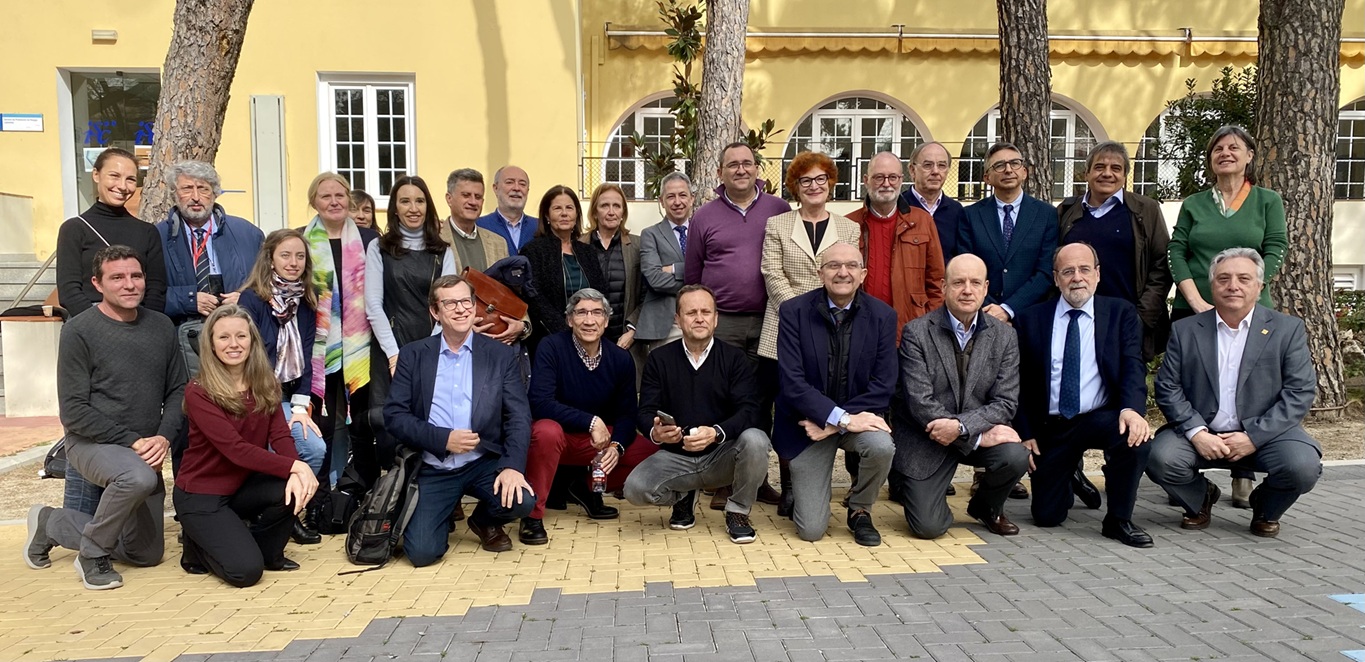 Personal investigador que lidera el proyecto reunido en el ISCIII. Foto: CIBERISCIII