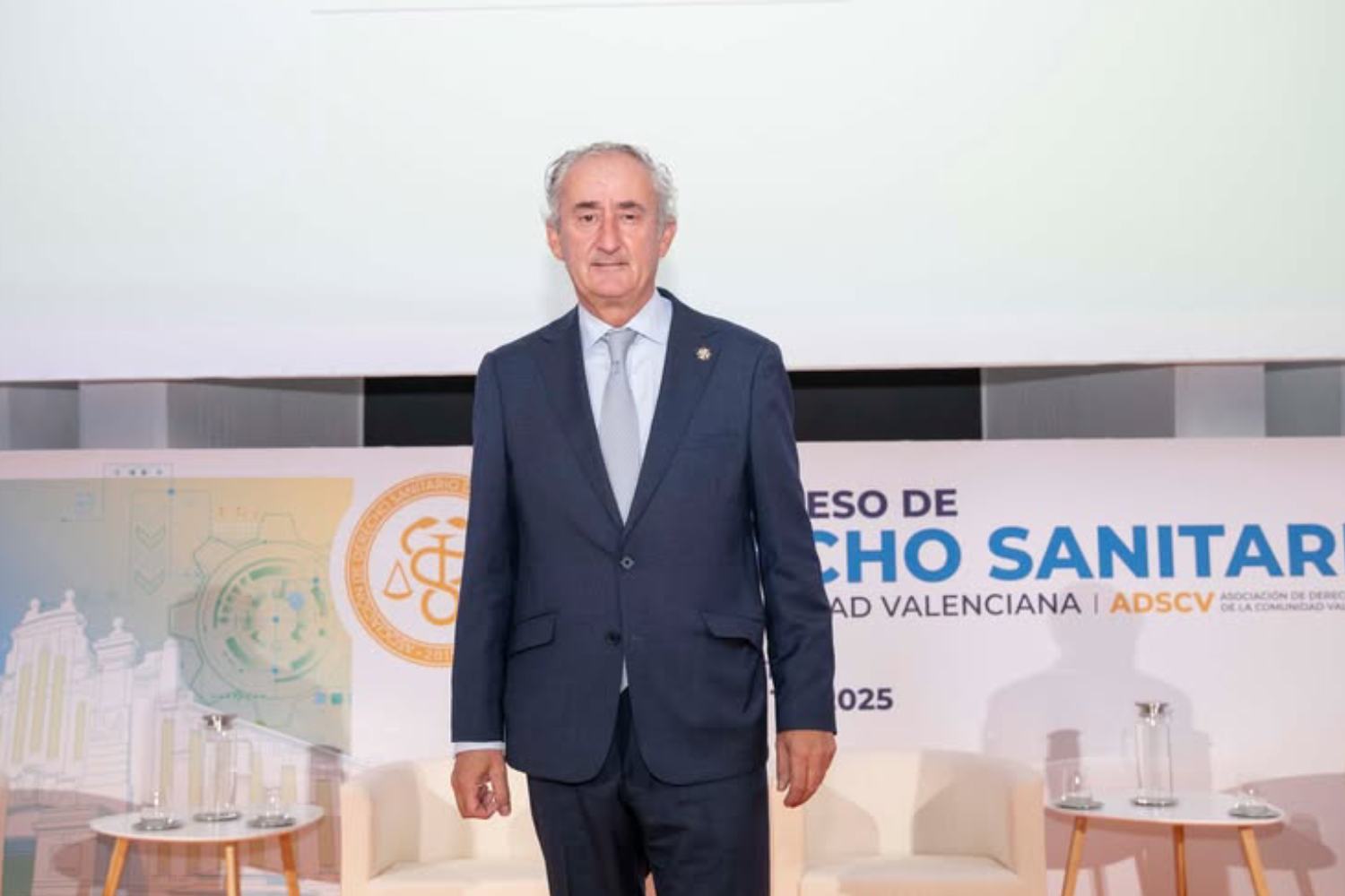 Tomás Cobo en el VIII Congreso de Derecho Sanitario de la Comunidad Valenciana. Foto: NACHO LÓPEZ (ADSCV)