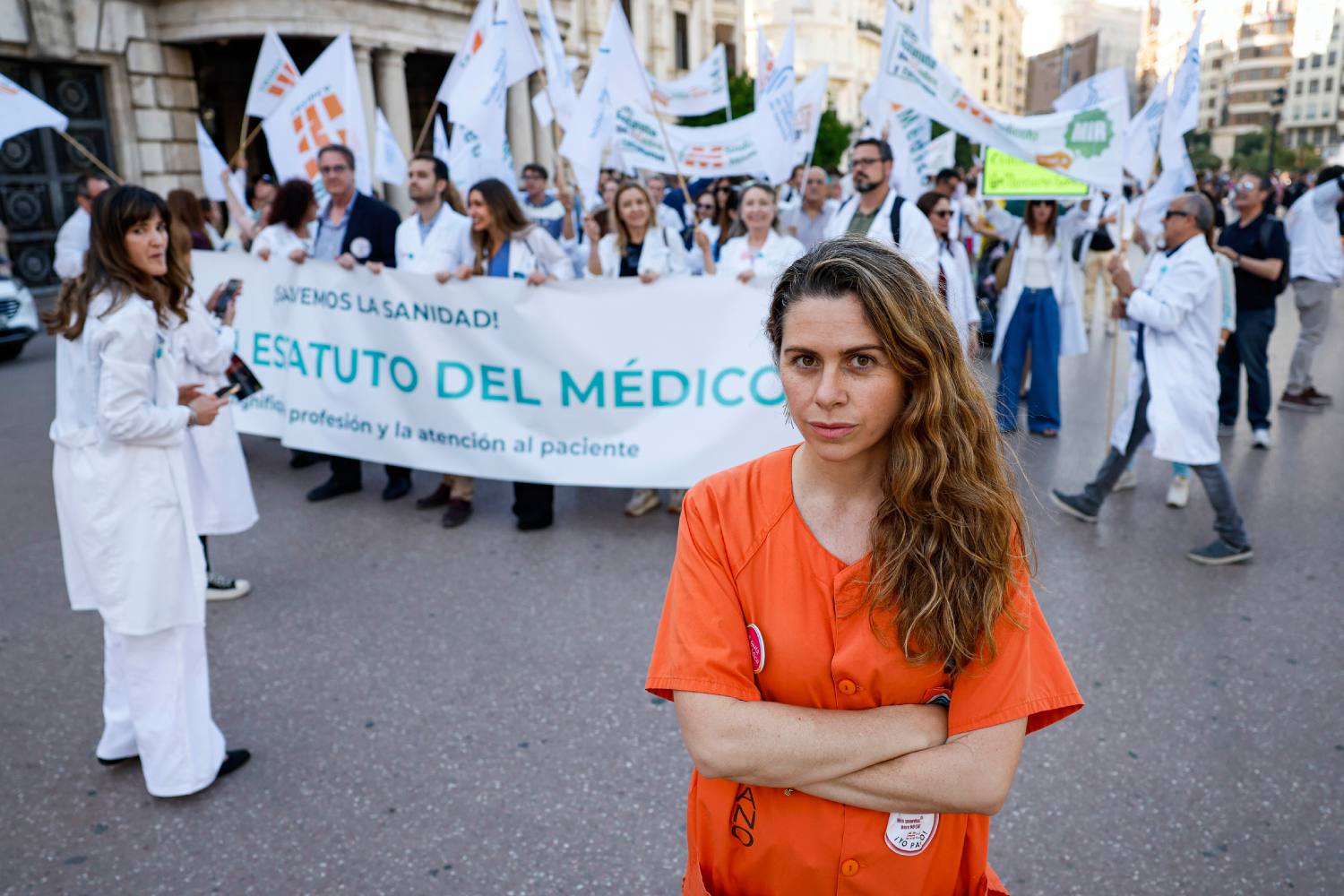 Médicos españoles denuncian falta de diálogo con autoridades sanitarias