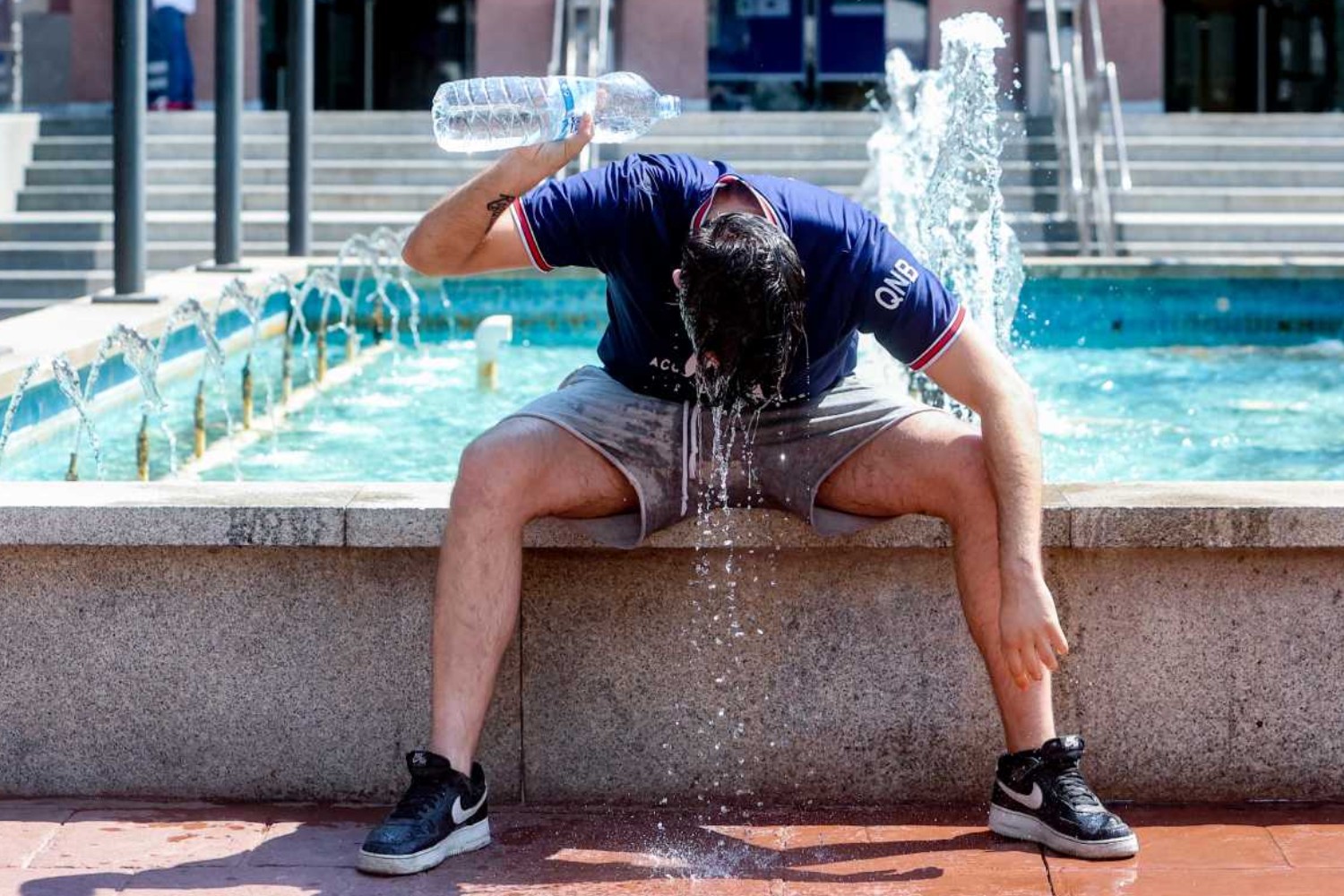 Picaduras, accidentes y trastornos mentales: la otra factura sanitaria del calor extremo