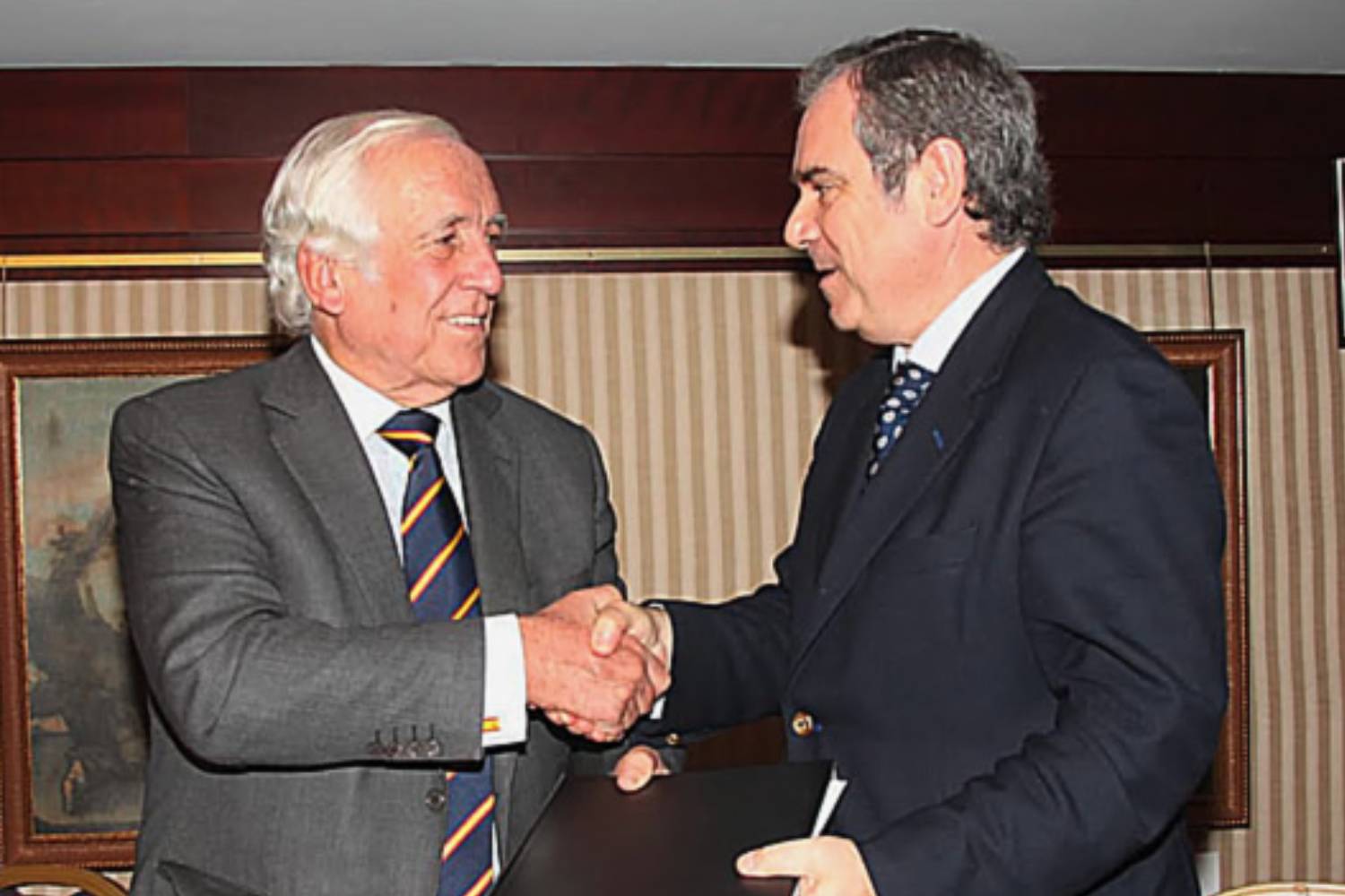 Fallece Carlos Espinosa de los Monteros: "Impulsó la marca España y nuestro modelo de farmacia"
