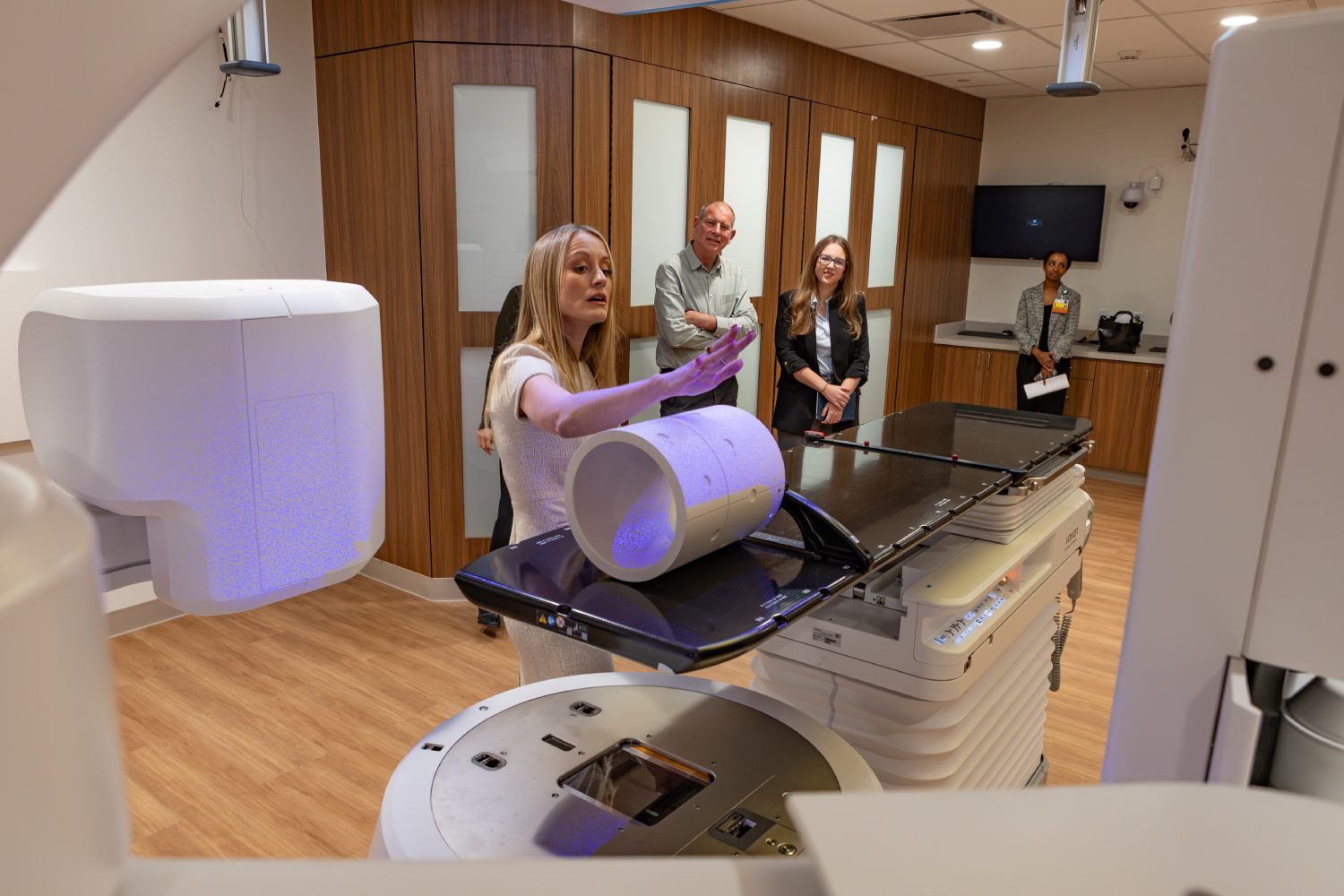 La radioterapia ultrarrápida vista de cerca: "Los pacientes se quedan muy sorprendidos"