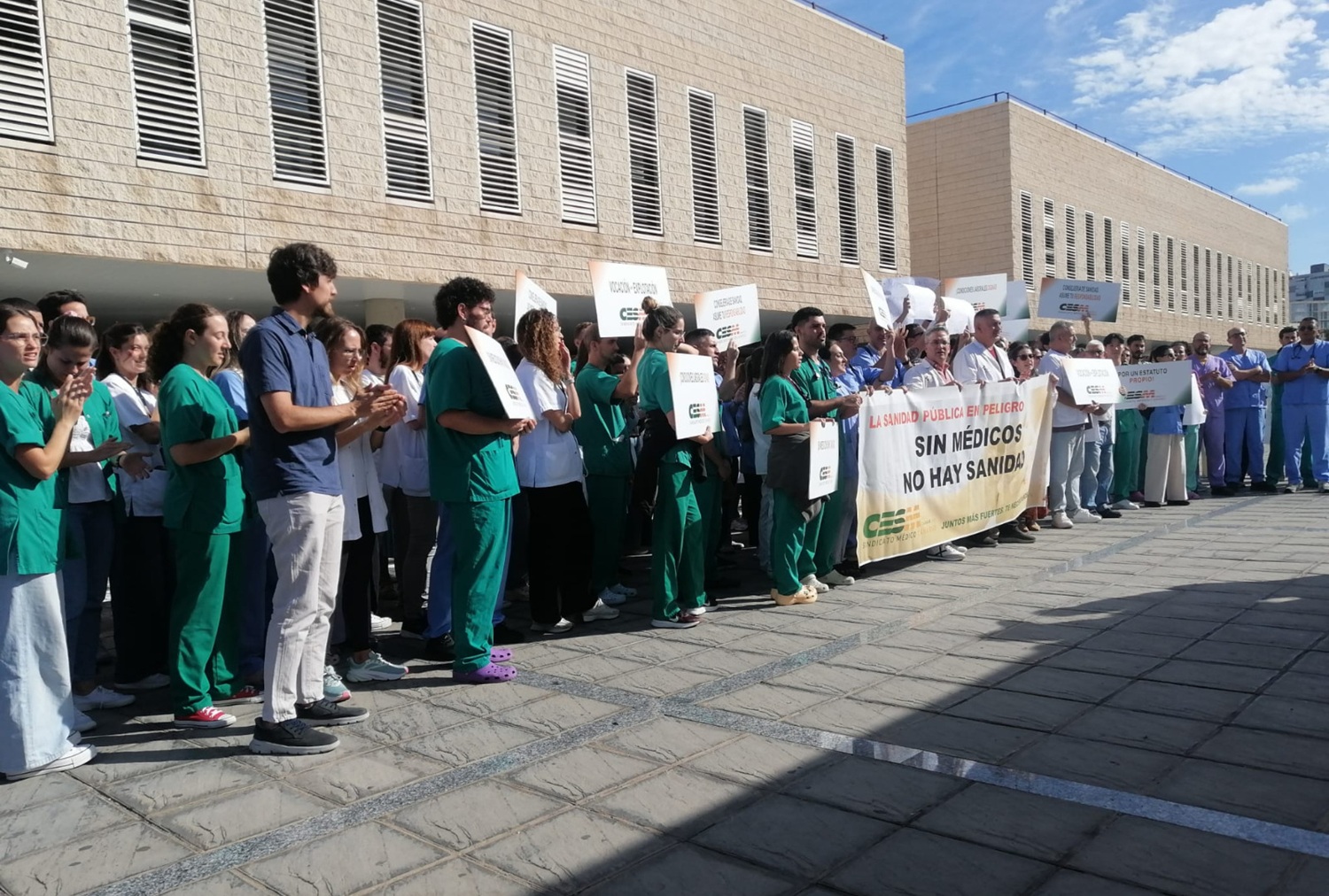 El ámbito propio de negociación enquista el conflicto entre los médicos y el Servicio Canario de la Salud