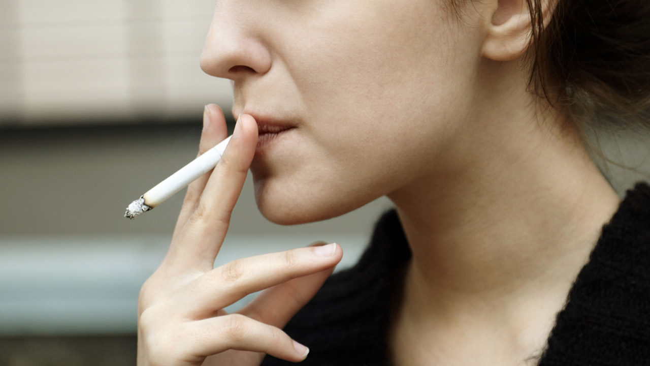 Los fumadores ocasiones también pueden tener dificultad para dejar el tabaco sin ayuda. 