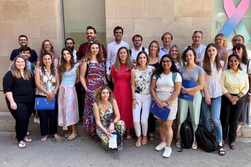 Equipo que ha participado en el mapeo del útero humano en la reunión final celebrada en Valencia. Foto: INCLIVA. 